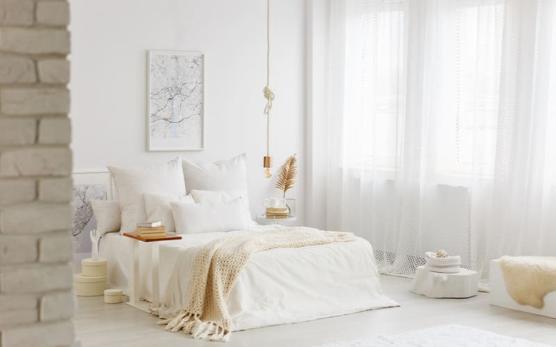 kamar tidur aesthetic Gorden Putih Transparan